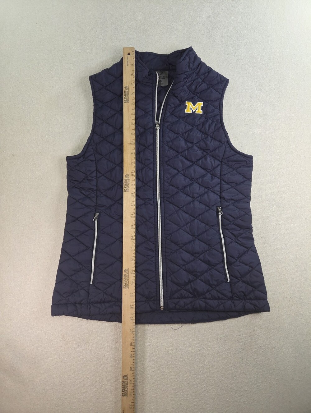 Colosseum Michigan Wolverines Quilted Vest Womens M - Picture 5 of 7